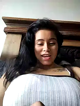 Alexandra 65 online show from October 28, 3:55 pm