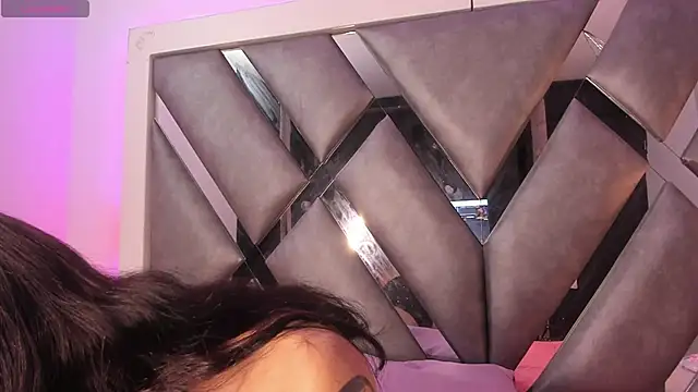 Mis  lola online show from February 19, 7:16 pm