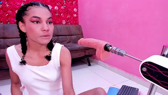 AnnemiekNicole online show from October 25, 7:47 pm