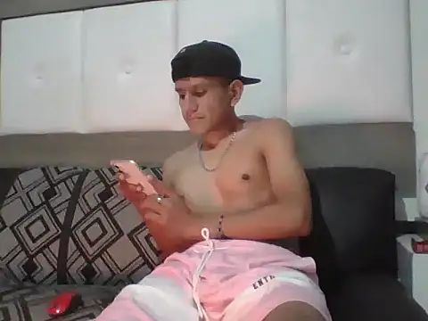 oiram27 online show from November 27, 9:21 am