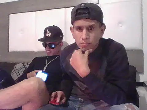 oiram27 online show from November 23, 7:29 am