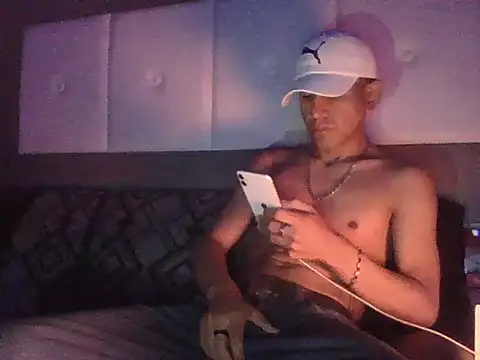 oiram27 online show from November 26, 12:21 am