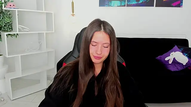 milaleoneli online show from November 25, 3:07 am