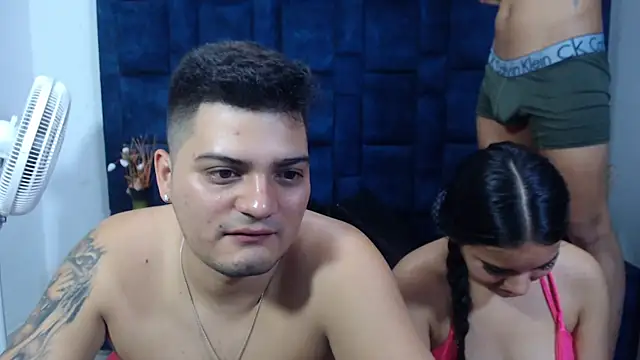 Group Lustt online show from November 21, 9:47 pm