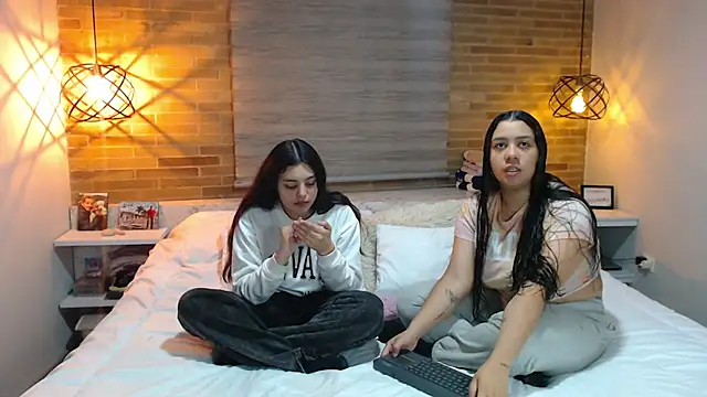 Scarlett Jazmin online show from November 24, 10:15 am