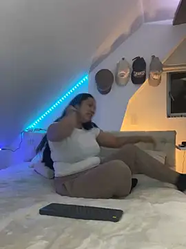 Scarlett Jazmin online show from October 7, 7:31 am