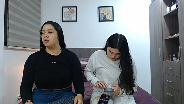 Scarlett Jazmin online show from May 12, 9:37 am