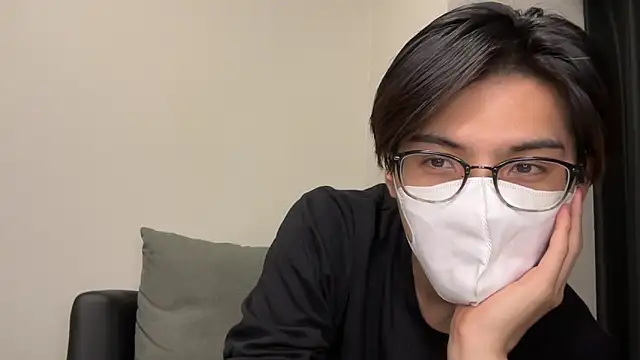 Snapshot of Lio_kun chatting on December 28, 12:03 pm Lio kun online show from December 28, 12:03 pm