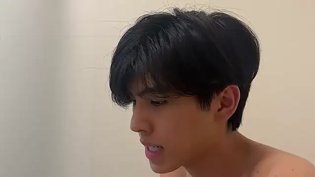 Snapshot of Lio_kun chatting on October 6, 10:05 am Lio kun online show from October 6, 10:05 am