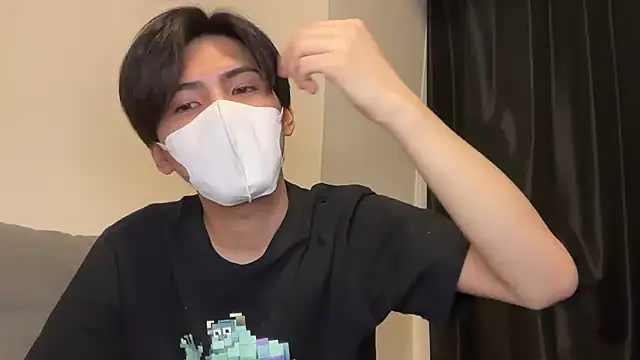 Snapshot of Lio_kun chatting on February 6, 12:04 pm Lio kun online show from February 6, 12:04 pm