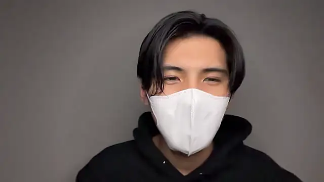 Lio kun online show from February 17, 1:19 pm