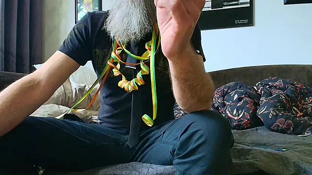 Kingsscepter online show from February 12, 11:32 am