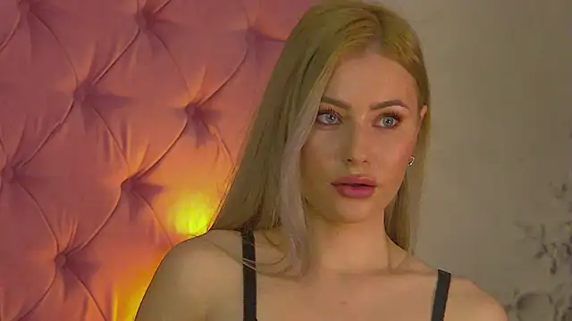 MisshaNight online show from April 9, 4:14 am