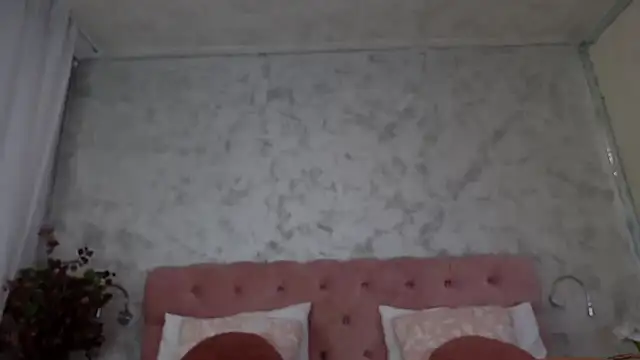 Snapshot of JullyBlair chatting on October 4, 3:41 am JullyBlair online show from October 4, 3:41 am