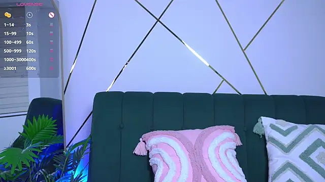 b3llaspringg online show from November 23, 1:48 am