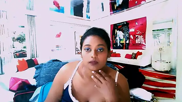 Snapshot of IndianYummy chatting on March 7, 6:00 pm IndianYummy online show from March 7, 6:00 pm