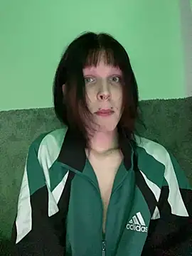 Snapshot of Kasaiq chatting on December 27, 3:59 pm Kasaiq online show from December 27, 3:59 pm