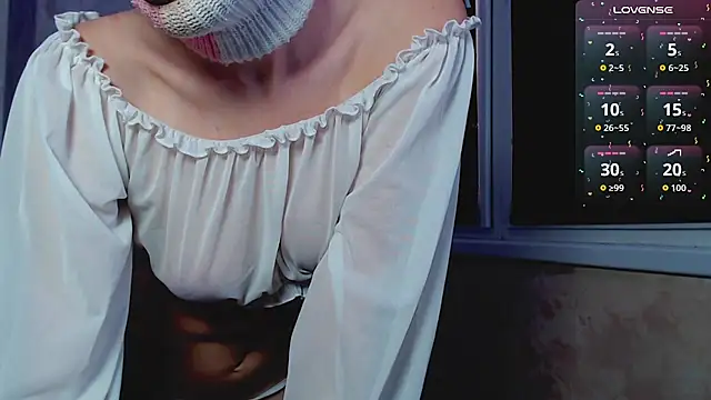 Domiiiniiicana online show from October 6, 1:45 pm