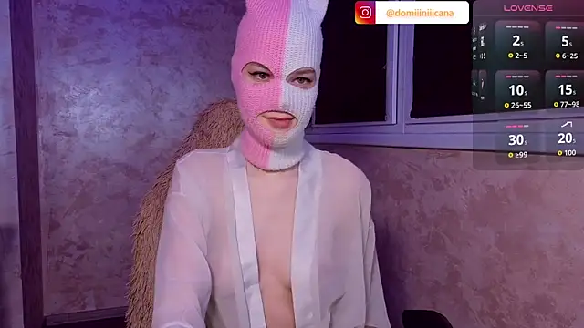 Domiiiniiicana online show from March 23, 7:03 pm