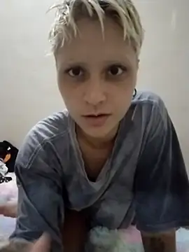 Luci foxx online show from February 8, 9:45 pm