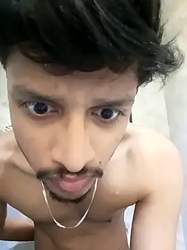 skinnyyyyyyyyy online show from November 8, 4:49 am