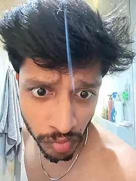 skinnyyyyyyyyy online show from January 8, 5:02 am