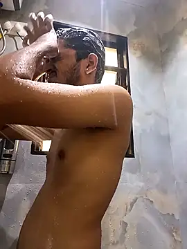 skinnyyyyyyyyy online show from October 29, 5:17 am