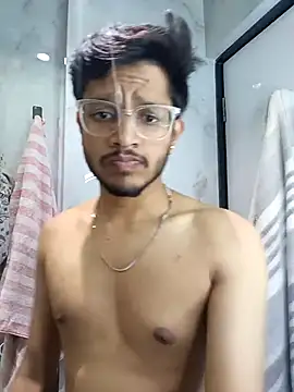 skinnyyyyyyyyy online show from November 22, 4:44 am