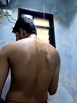 skinnyyyyyyyyy online show from October 5, 6:59 am