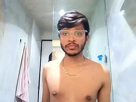 skinnyyyyyyyyy online show from February 27, 5:07 am