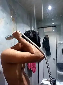 skinnyyyyyyyyy online show from December 21, 10:50 am