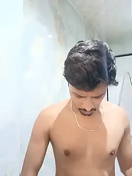 skinnyyyyyyyyy online show from August 3, 5:15 am
