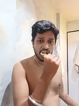 skinnyyyyyyyyy online show from July 9, 3:51 am