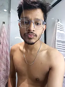 skinnyyyyyyyyy online show from December 20, 5:10 am