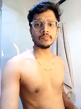 skinnyyyyyyyyy online show from March 4, 5:04 am