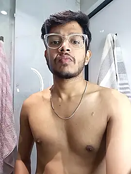 skinnyyyyyyyyy online show from November 19, 4:45 am