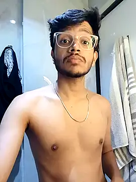 skinnyyyyyyyyy online show from September 29, 4:41 am