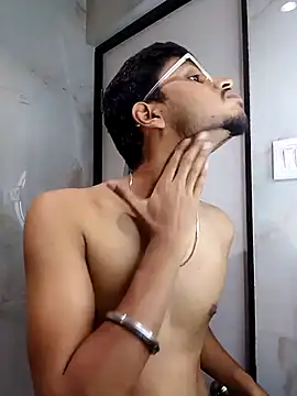 skinnyyyyyyyyy online show from October 15, 5:17 am