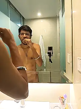 skinnyyyyyyyyy online show from March 14, 12:27 am