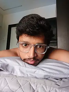 skinnyyyyyyyyy online show from June 7, 6:51 am