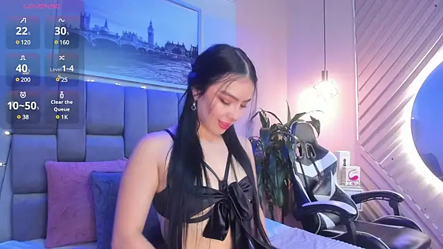 Snapshot of mia_greeco chatting on December 29, 12:55 pm mia greeco online show from December 29, 12:55 pm