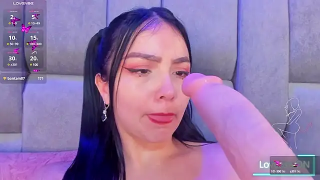 Snapshot of mia_greeco chatting on January 16, 3:56 pm mia greeco online show from January 16, 3:56 pm