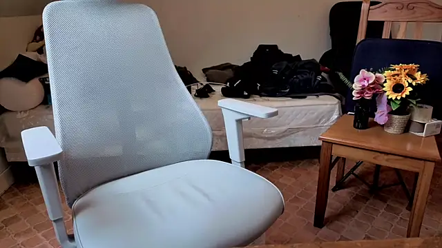 SteveStiffbone online show from April 7, 2:08 pm