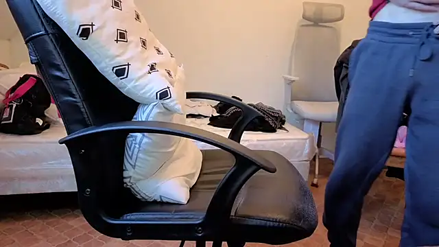 SteveStiffbone online show from November 8, 2:42 pm