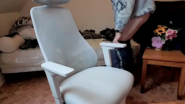 SteveStiffbone online show from February 21, 1:46 pm