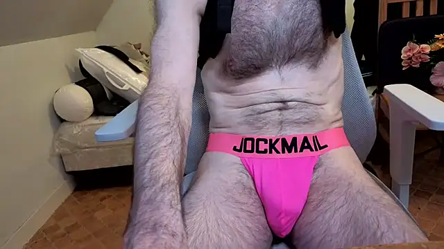 Snapshot of SteveStiffbone chatting on June 18, 6:57 pm SteveStiffbone online show from June 18, 6:57 pm