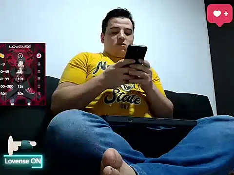 leoreem97 online show from July 9, 2:34 am