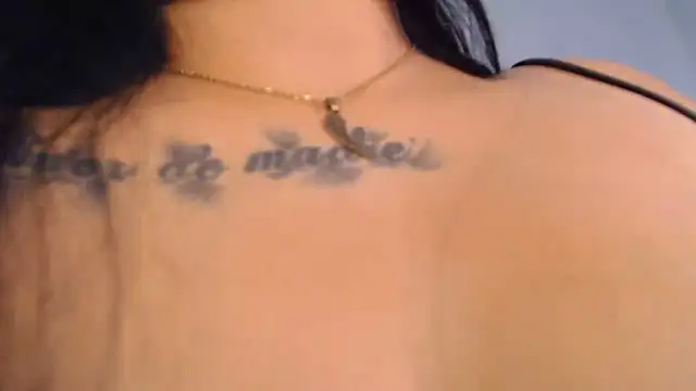 Snapshot of Samanta_james19 chatting on June 9, 6:31 pm Samanta james19 online show from June 9, 6:31 pm