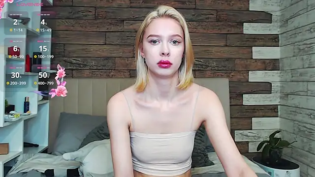 White Lioness online show from April 15, 4:22 pm