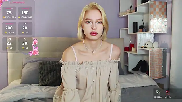 White Lioness online show from November 30, 4:08 pm